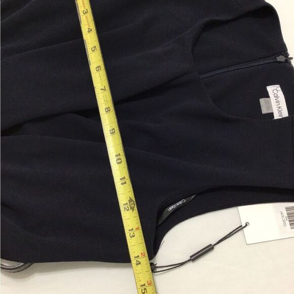 Calvin Klein Sleeveless Crew Neck Belted Scuba Crepe Crop Jumpsuit Size 2 - Picture 7 of 13